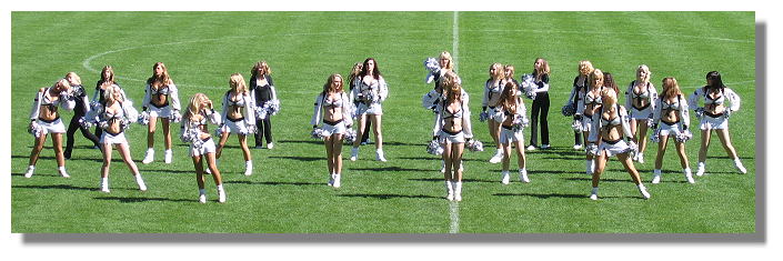 [Foto:das-wunder-von-bern-rewe2006-cheerleader.jpg]