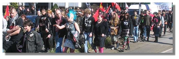 [Foto:demo-gegen-rechte-gewalt.jpg]