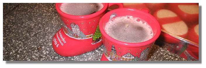 [Foto:weihnachtstasse-rot.jpg]