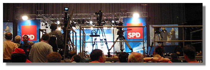 [Foto:westfalenhalle-2002-wahlkampf.jpg]