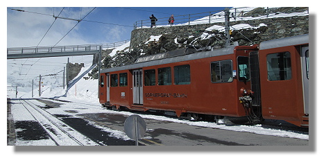 [Foto:gornergrat-eisenbahn-bahnhof.jpg]