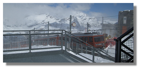 [Foto:gornergrat-ganz-oben.jpg]