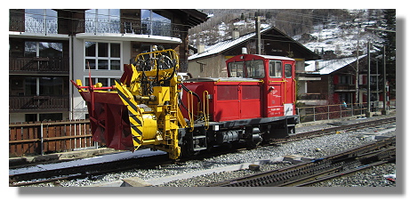 [Foto:zermatt-gornergratbahn-schneepflug.jpg]