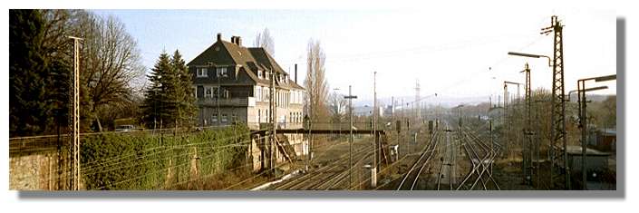 [Foto:bahnhof-hagen-kabel.jpg]
