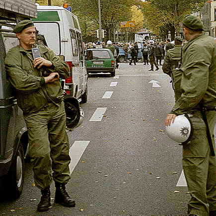 [Foto:okt-2000-maerkische-strasse.jpg]