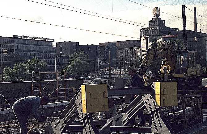 [Foto:hauptbahnhof-bauarbeiten.jpg]