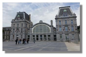 [Foto:bahnhof-oostende-von-aussen.jpg]