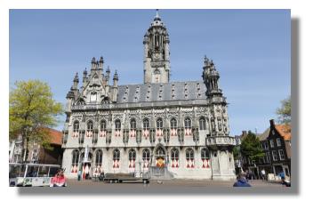 [Foto:middelburg-rathaus.jpg]