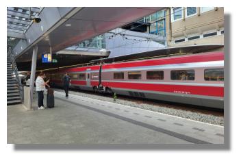 [Foto:utrecht-centraal-eurostar.jpg]