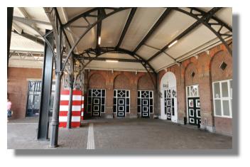 [Foto:vlissingen-bahnhof-bahnsteig.jpg]