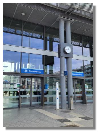 [Foto:blankenberge-bahnhofseingang.jpg]