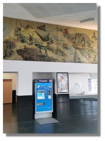 [Foto:knokke-heist-schalterhalle.jpg]