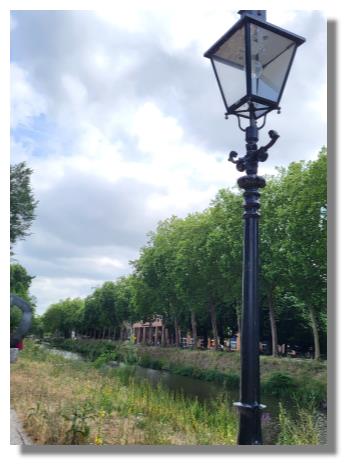 [Foto:utrecht-stadsbuitengracht-laterne.jpg]