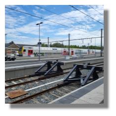 [Foto:blankenberge-bahnhof-prellbock.jpg]
