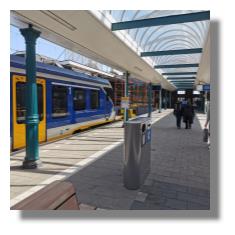 [Foto:vlissingen-bahnhof-bahnsteig.jpg]