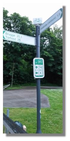 [Foto:oostende-fahrradwegweiser.jpg]