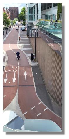 [Foto:utrecht-centraal-fahrradparkhaus.jpg]