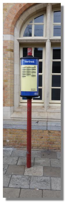 [Foto:de-panne-bahnhof-abfahrt.jpg]