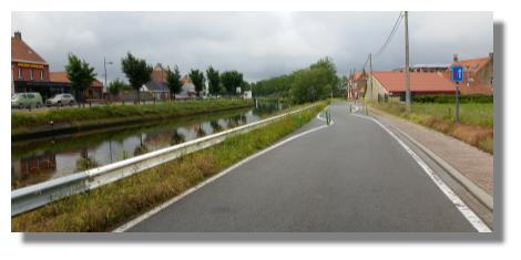 [Foto:adinkerke-kanal.jpg]