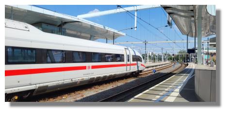 [Foto:arnhem-bahnsteig-ice.jpg]