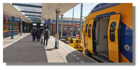 [Foto:vlissingen-bahnhof-bahnsteig.jpg]