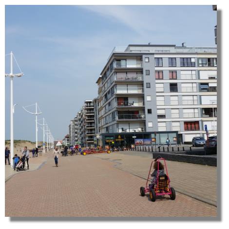 [Foto:koksijde-strandpromenade.jpg]