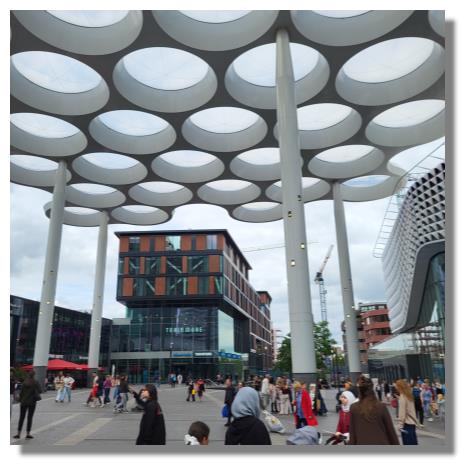 [Foto:utrecht-centraal-vordach.jpg]