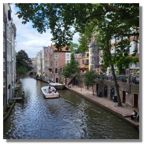 [Foto:utrecht-oudegracht.jpg]