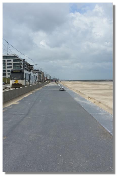 [Foto:oostende-ravelingen-sandstrand.jpg]