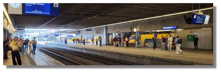 [Foto:utrecht-centraal-unten.jpg]