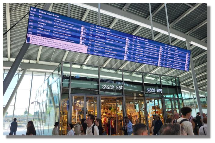 [Foto:utrecht-centraal-abfahrten.jpg]