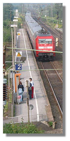 [Foto:bahnhof-derne.jpg]