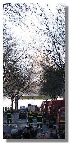 [Foto:sprengung-volkswohlbund-hochhaus.jpg]