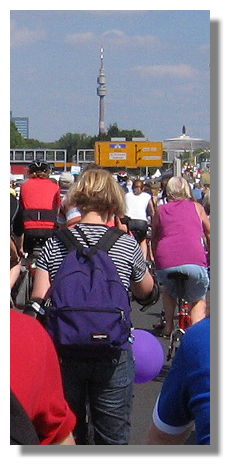[Foto:stillleben-b1-schnettkerbruecke.jpg]