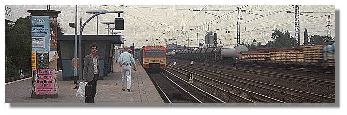 [Foto:bahnhof-eidelstedt.jpg]