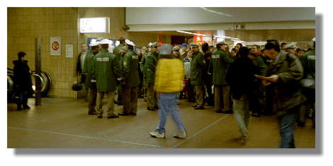 [Foto:mar-2001-hauptbahnhof.jpg]