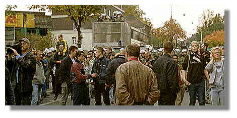 [Foto:okt-2000-heiliger-weg.jpg]