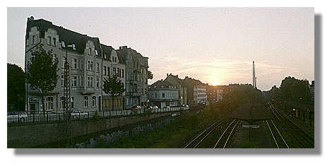 [Foto:hoerde-bahnhof-abendstimmung.jpg]