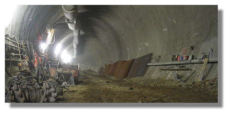 [Foto:tunnelbau-richtung-borsigplatz.jpg]