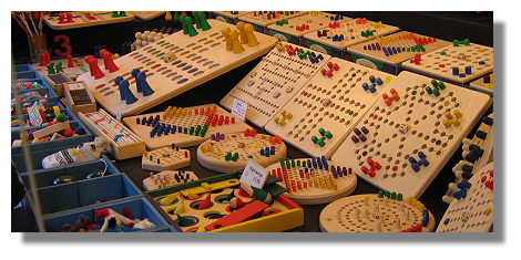 [Foto:weihnachtsmarkt-auslagen.jpg]