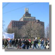 [Foto:demo-gegen-rechte-gewalt.jpg]