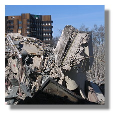 [Foto:sprengung-volkswohlbund-hochhaus.jpg]