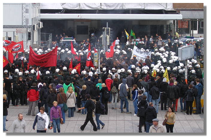 [Foto:sep-2009-konflikt-hauptbahnhof.jpg]