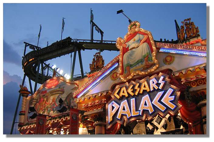 [Foto:cranger-kirmes-blaue-stunde.jpg]