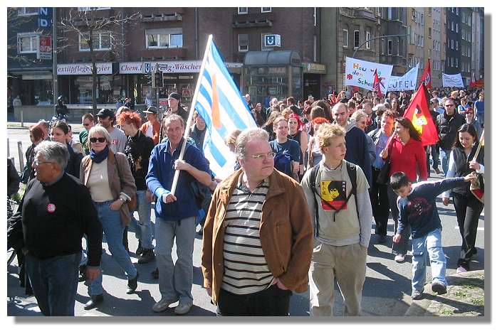 [Foto:demo-gegen-rechte-gewalt.jpg]