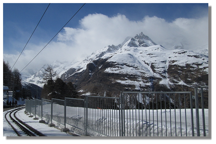 [Foto:riffelalp-alpenpanorama.jpg]