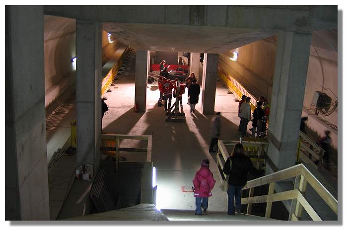 [Foto:tunneltag2005-ostentor.jpg]