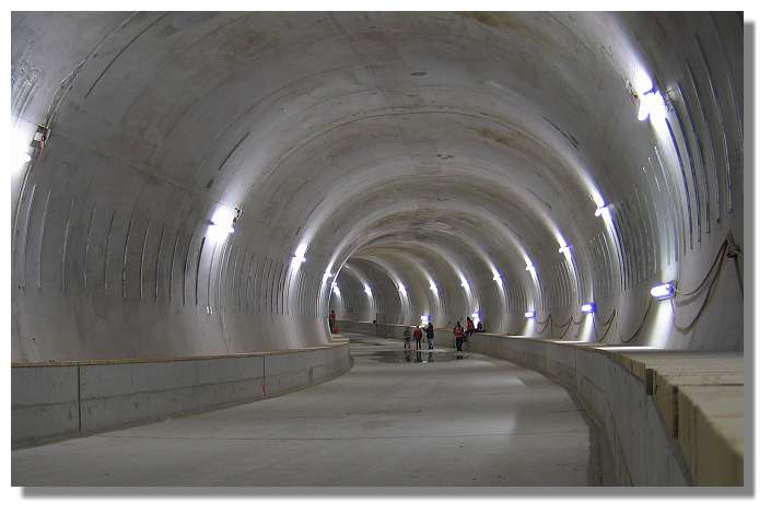 [Foto:tunneltag2005-richtung-borsigplatz.jpg]